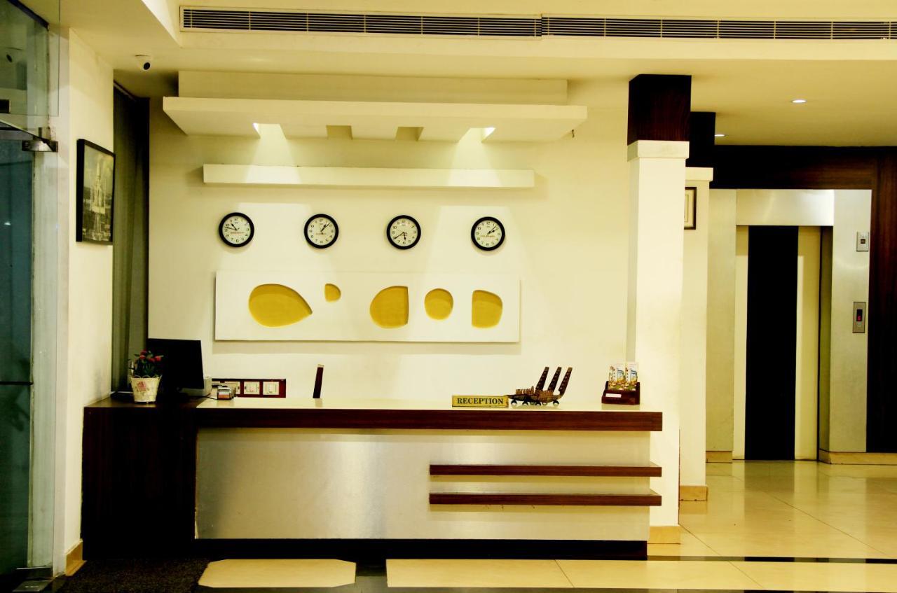 Hotel Xavier'S Residency Kollam Exterior foto