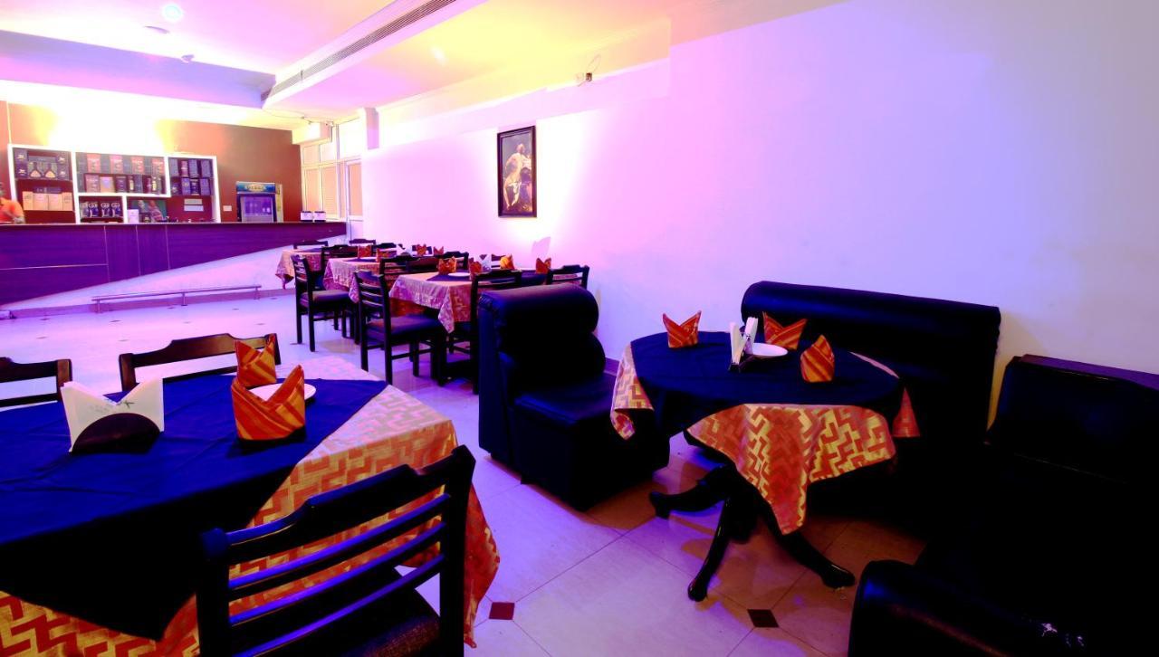 Hotel Xavier'S Residency Kollam Exterior foto